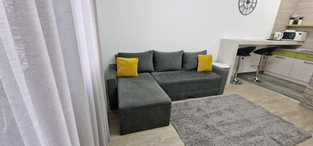 Studio 7 Novi Sad Exterior foto